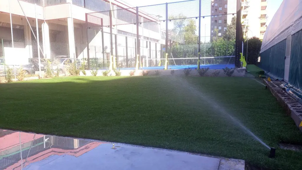 Realizzazione prato a rotoli pronto-effetto